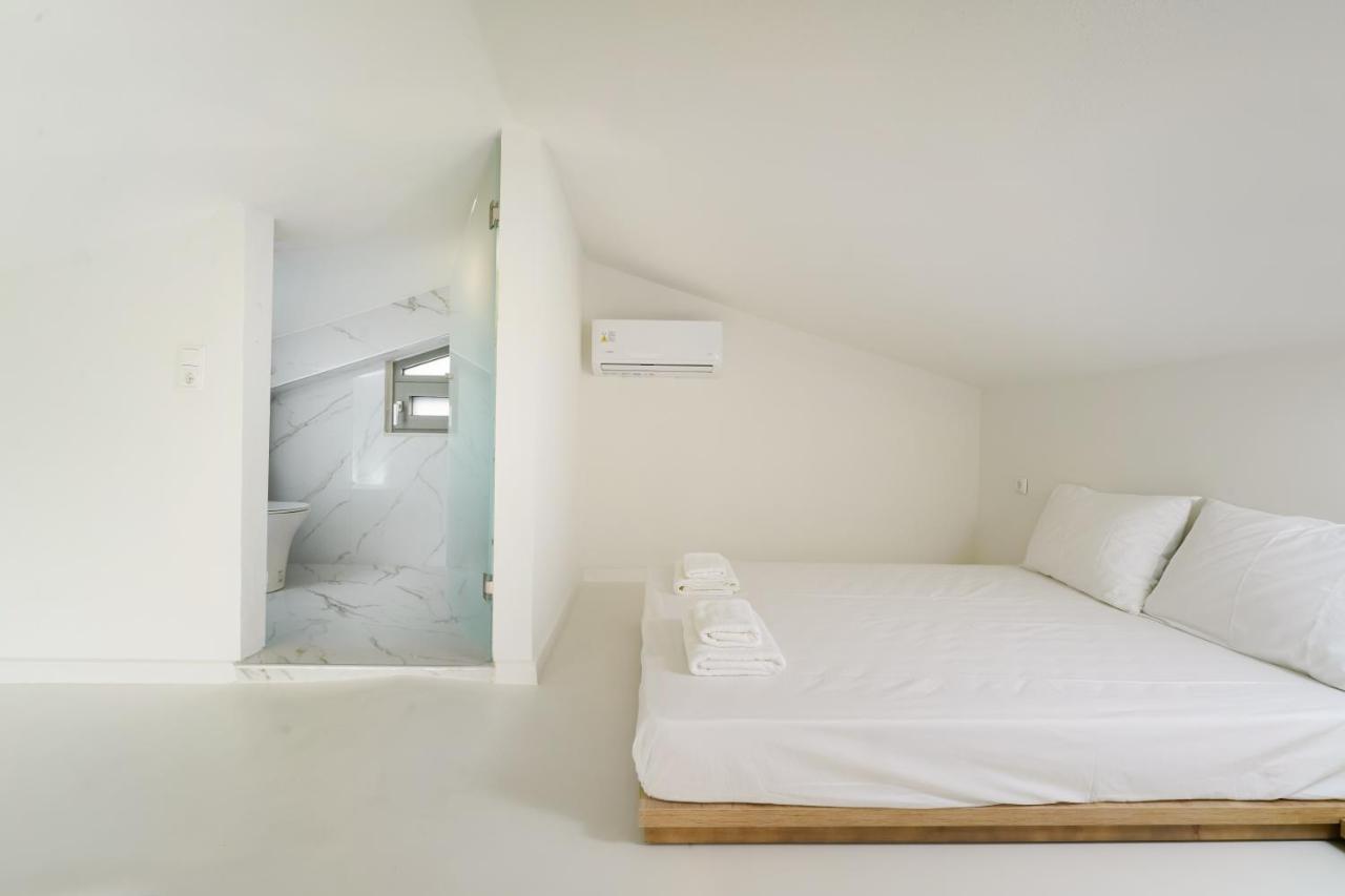 Athina Palace Luxurious Appartments Potos Ngoại thất bức ảnh