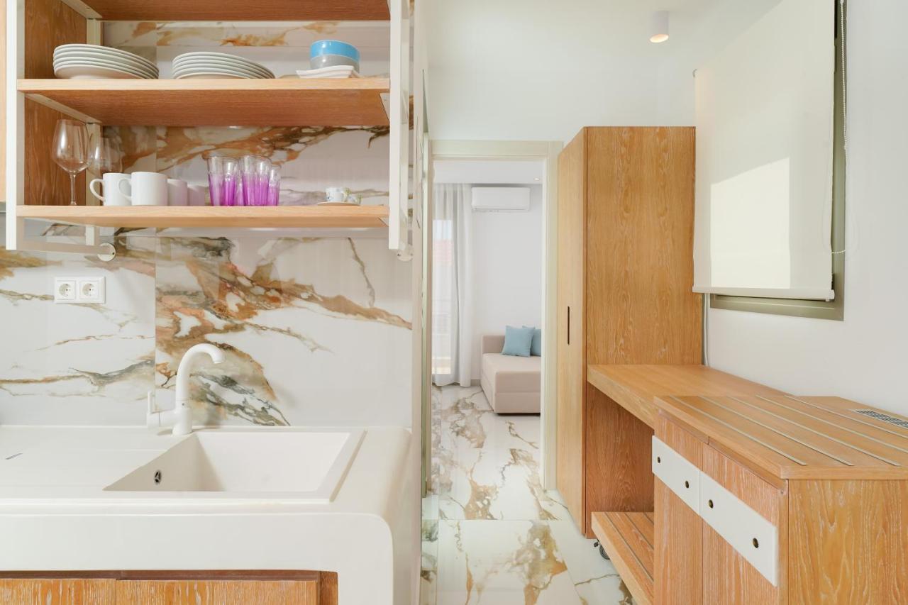 Athina Palace Luxurious Appartments Potos Ngoại thất bức ảnh