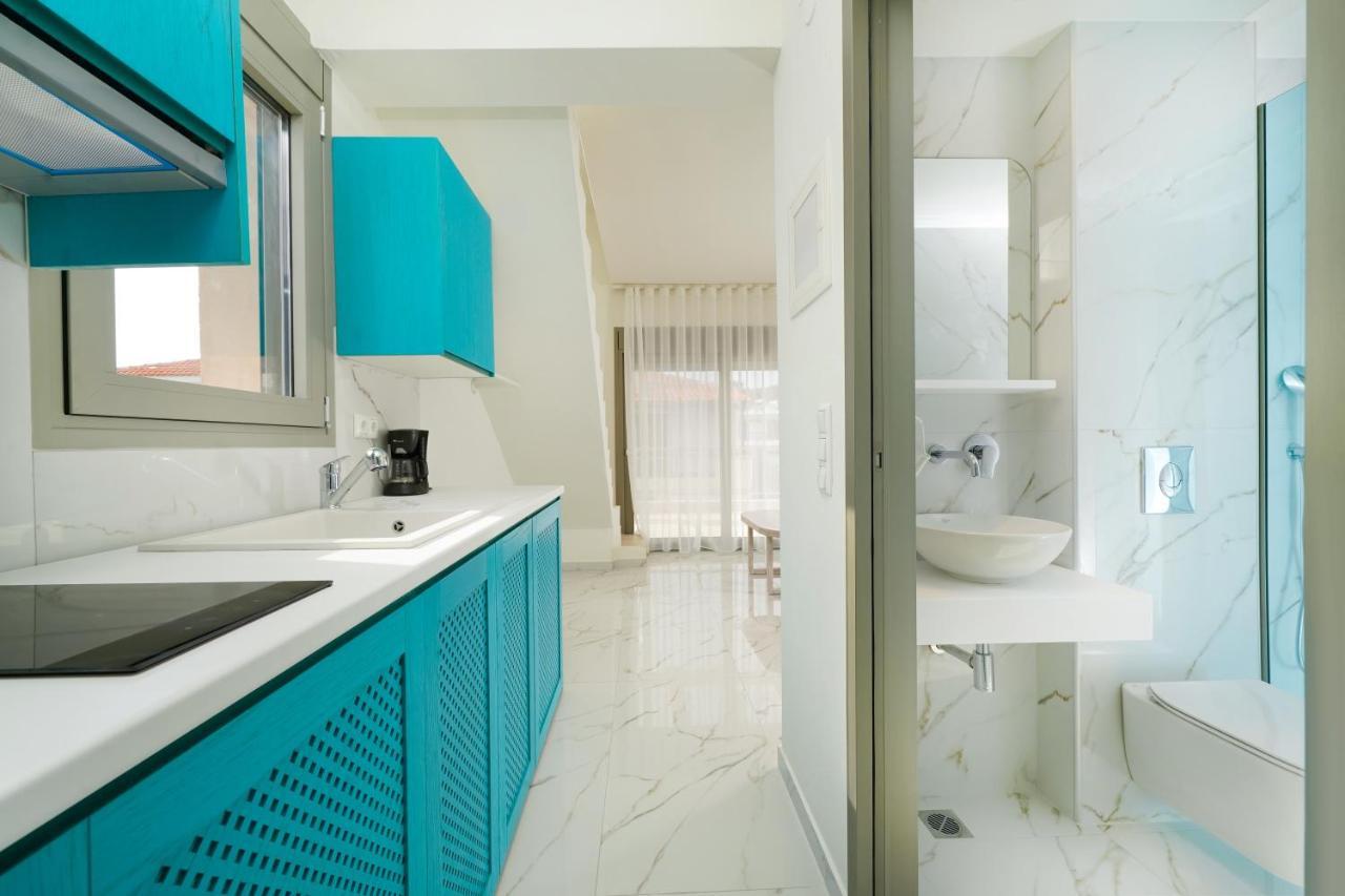 Athina Palace Luxurious Appartments Potos Ngoại thất bức ảnh